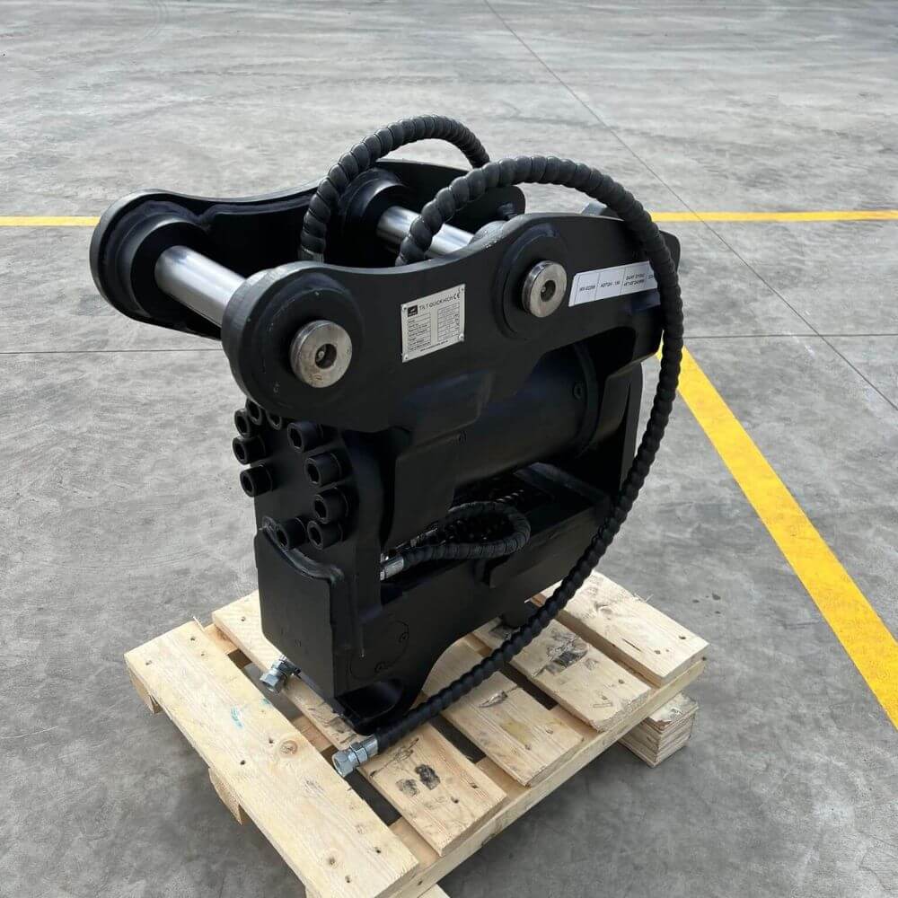 Excavator Attachment Hydraulic Tilting Hitch