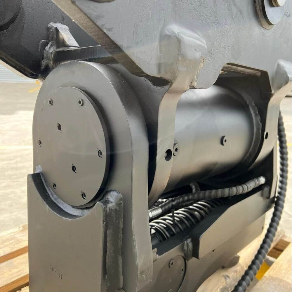 Excavator Attachment Hydraulic Tilting Hitch